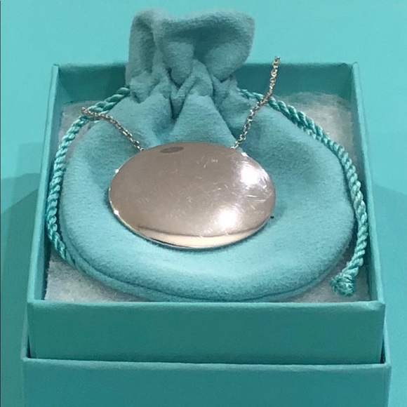 🌸 Authentic Tiffany & Co. Oval Tag pendant - Picture 2 of 4